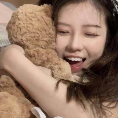 推土机上的少女